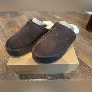Brand New Ugg Disquette